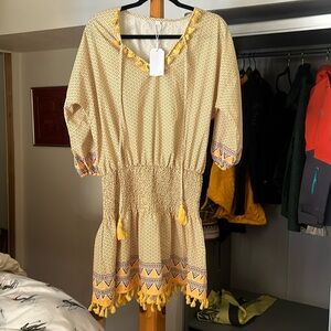 Cute lightweight yellow dress. Size large